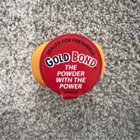 Medicated Body Powder - Picture 2 of 3